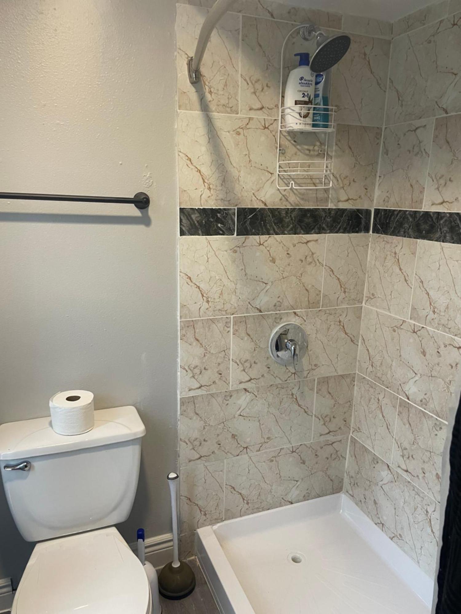 Huge One Bedroom With 2 Queen Size Beds 휴스턴 외부 사진